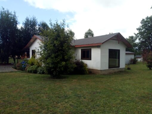 Parcela con Casa en Catripulli: Tu Refugio a Pasos de Valdivia